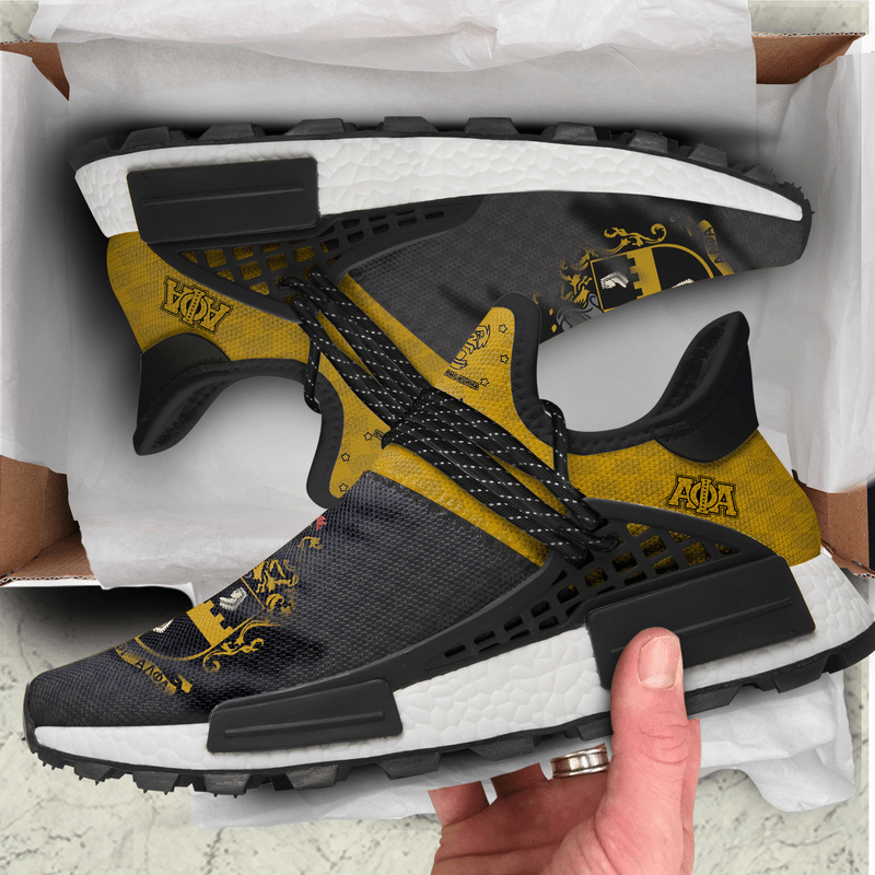 Fraternity Footwear - Scratch Alpha Phi Alpha Blade Sneaker