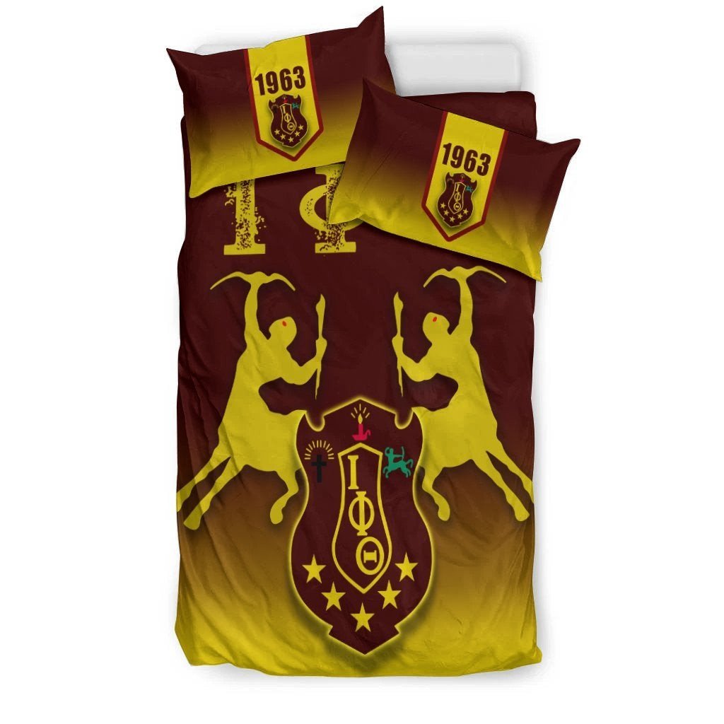 Fraternity Bedding Set - Iota Phi Theta Bedding Set with Centaur