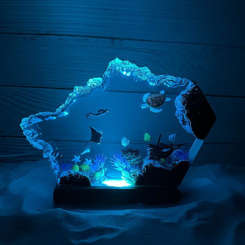 BEST SELLER Manta Rays and Couple Diver Resin Night Light Table Light Deep Sea LED NTD