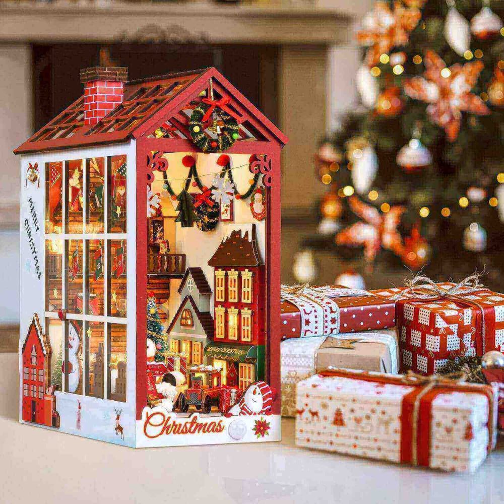 Christmas DIY Book Nook 3D Puzzle Doll House with Sensor Light Dust Cover Music Box Roombox Xmas Gift Ideas for Christmas Gift NTD