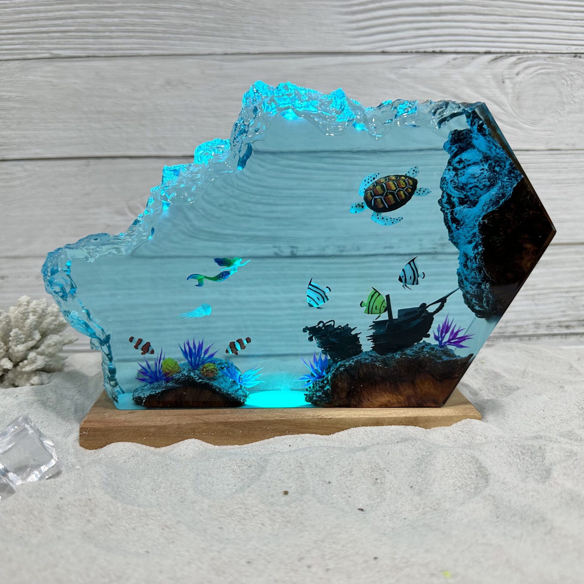 Hot Sale!!! Mermaid and Turtle Epoxy Resin Lamp – Resin Lamps Store